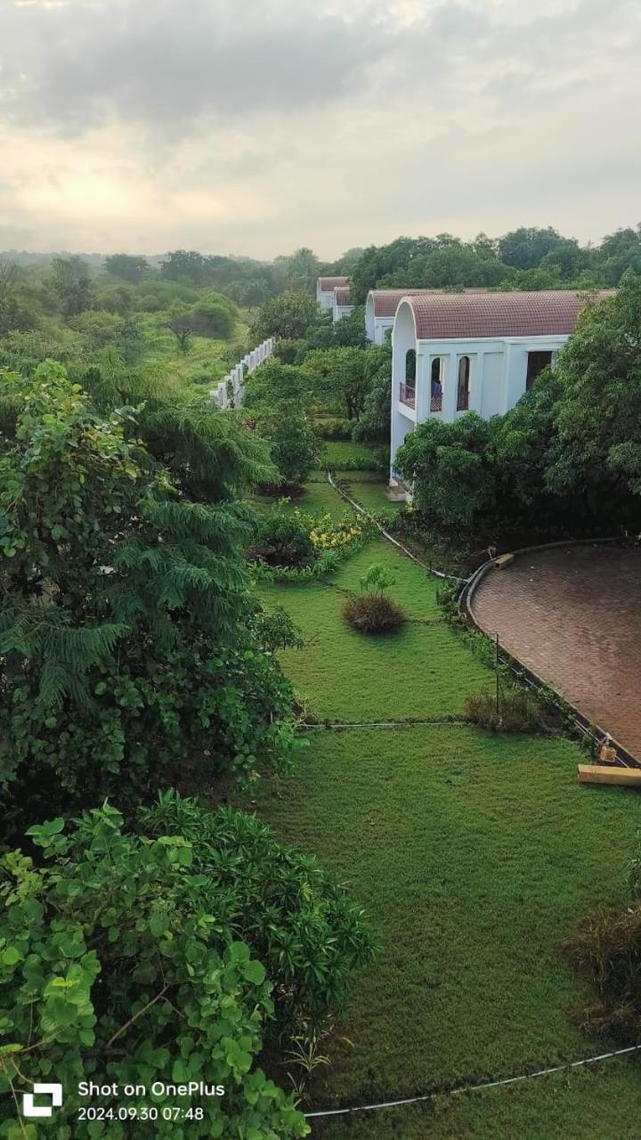 Le Casa Lion Resort A Premium Resort In Sasan Gir Extérieur photo