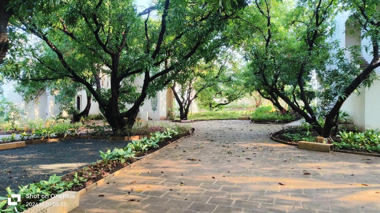 Le Casa Lion Resort A Premium Resort In Sasan Gir Extérieur photo