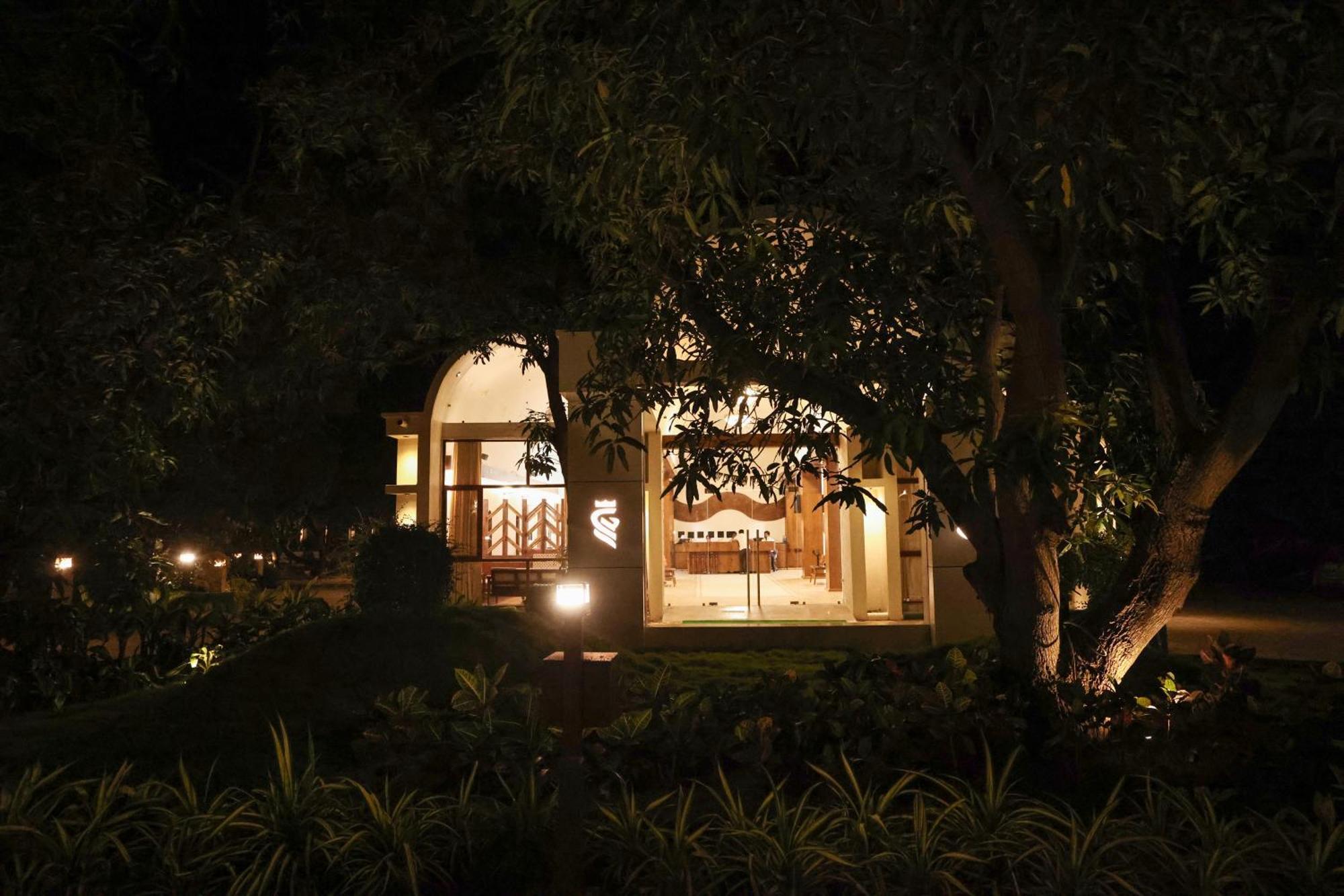 Le Casa Lion Resort A Premium Resort In Sasan Gir Extérieur photo